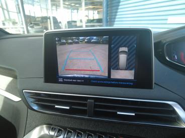 SPOTICAR Peugeot 5008 1.5 Bluehdi Gt Line Euro 6 (s/s) 5dr Used Car - Mpv Diesel White - Barrow In Furness - 1200540062_5