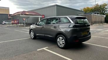 SPOTICAR Peugeot 5008 1.5 Bluehdi Active Premium Euro 6 (s/s) 5dr Used Car - Mpv Diesel Grey - Chingford - 1200544758_5