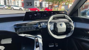 SPOTICAR Peugeot 5008 1.2 Hybrid Allure E-dsc6 Euro 6 (s/s) 5dr Used Car - Mpv Hybrid White - Nottingham - 1200545644_4