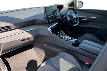 SPOTICAR Peugeot 5008 1.5 Bluehdi Allure Premium Eat Euro 6 (s/s) 5dr Used Car - Mpv Diesel Grey - Southend-on-sea - 1200553077_2