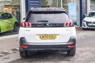 SPOTICAR Peugeot 5008 1.2 Puretech Gt Line Premium Eat Euro 6 (s/s) 5dr Used Car - Mpv Petrol White - Leamington - 1200553191_4