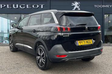 SPOTICAR Peugeot 5008 1.2 Puretech Gt Premium Eat Euro 6 (s/s) 5dr Used Car - Mpv Petrol Black - Southend-on-sea - 1200554513_3