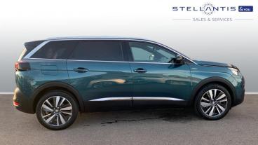 SPOTICAR Peugeot 5008 1.5 Bluehdi Gt Line Premium Eat Euro 6 (s/s) 5dr Used Car - Mpv Diesel Green - Crawley - 1200556148_2