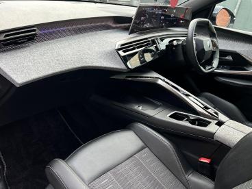 SPOTICAR Peugeot 5008 1.2 Hybrid Gt E-dsc6 Euro 6 (s/s) 5dr Used Car - Mpv Hybrid Grey - Wigan - 1200556752_2