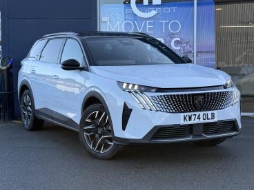 SPOTICAR Peugeot 5008 1.2 Hybrid Gt E-dsc6 Euro 6 (s/s) 5dr Used Car - Mpv Hybrid White - Watford - 1200559285_1