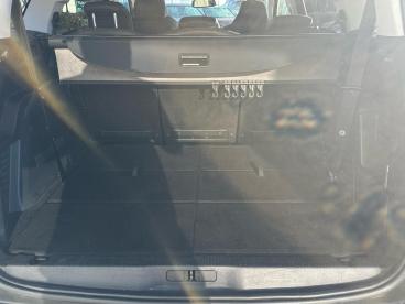 SPOTICAR Peugeot 5008 1.2 Puretech Allure Eat Euro 6 (s/s) 5dr Used Car - Mpv Petrol Green - Chichester - 1200560817_5