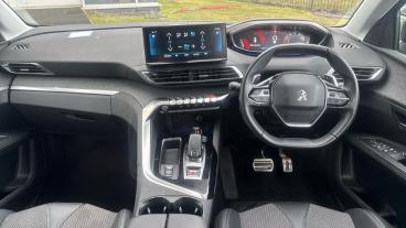 SPOTICAR Peugeot 5008 1.2 Puretech Allure Premium + Eat Euro 6 (s/s) 5dr Used Car - Mpv Petrol  - Salford - 1200567193_5