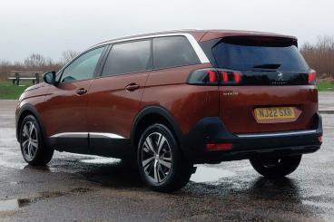 SPOTICAR Peugeot 5008 1.2 Puretech Allure Premium Euro 6 (s/s) 5dr Used Car - Mpv Petrol Bronze - Eastbourne - 1200573354_5