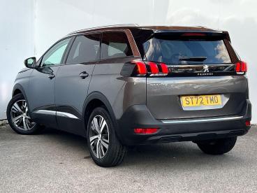 SPOTICAR Peugeot 5008 1.2 Puretech Allure Premium + Eat Euro 6 (s/s) 5dr Used Car - Mpv Petrol Grey - Wigan - 1200581389_3