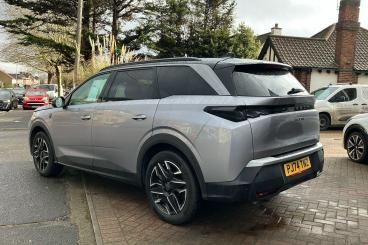 SPOTICAR Peugeot 5008 1.2 Hybrid Gt E-dsc6 Euro 6 (s/s) 5dr Used Car - Mpv Hybrid Grey - Dartford - 1200581644_2