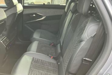 SPOTICAR Peugeot 5008 1.2 Hybrid Gt E-dsc6 Euro 6 (s/s) 5dr Used Car - Mpv Hybrid Grey - Dartford - 1200581644_5