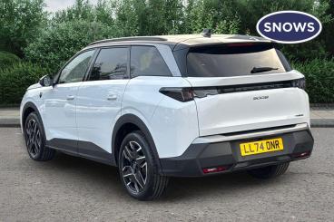 SPOTICAR Peugeot 5008 1.2 Hybrid Gt E-dsc6 Euro 6 (s/s) 5dr Used Car - Mpv Hybrid White - Newbury - 1200583879_3