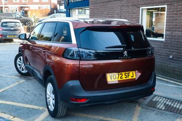 SPOTICAR Peugeot 5008 1.2 Puretech Active Premium + Euro 6 (s/s) 5dr Used Car - Mpv Petrol Bronze - Stourbridge - 1200584471_2