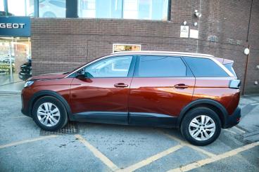 SPOTICAR Peugeot 5008 1.2 Puretech Active Premium + Euro 6 (s/s) 5dr Used Car - Mpv Petrol Bronze - Stourbridge - 1200584471_5