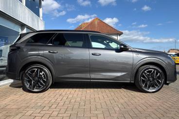 SPOTICAR Peugeot 5008 1.2 Gt E-dsc6 Euro 6 (s/s) 5dr Used Car - Mpv Hybrid Grey - Worthing - 1200588025_2