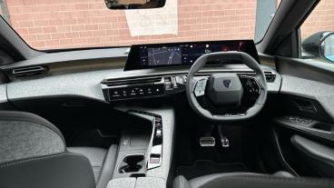 SPOTICAR Peugeot 5008 1.2 Gt E-dsc6 Euro 6 (s/s) 5dr Used Car - Mpv Hybrid Blue - Liverpool - 1200593253_4