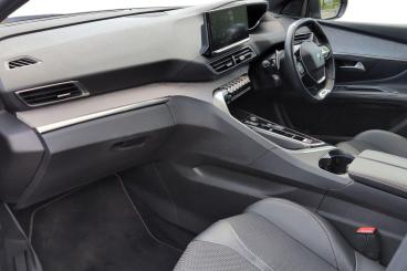 SPOTICAR Peugeot 5008 1.2 Puretech Gt Eat Euro 6 (s/s) 5dr Used Car - Mpv Petrol Grey - Portsmouth - 1200593419_2