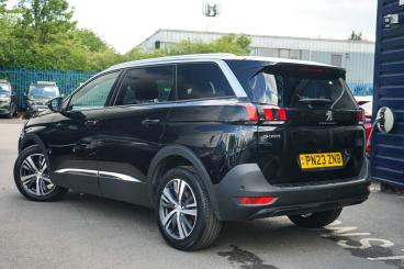 SPOTICAR Peugeot 5008 1.2 Puretech Allure Premium + Eat Euro 6 (s/s) 5dr Used Car - Mpv Petrol Black - Leamington - 1200599071_2