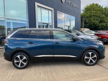 SPOTICAR Peugeot 5008 1.2 Puretech Gt Eat Euro 6 (s/s) 5dr Used Car - Mpv Petrol Blue - Kettering - 1200599868_2