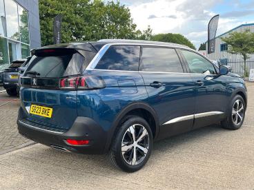 SPOTICAR Peugeot 5008 1.2 Puretech Gt Eat Euro 6 (s/s) 5dr Used Car - Mpv Petrol Blue - Kettering - 1200599868_3