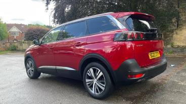 SPOTICAR Peugeot 5008 1.2 Puretech Allure Euro 6 (s/s) 5dr Used Car - Mpv Petrol Red - Nottingham - 1200601730_5