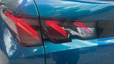 SPOTICAR Peugeot 5008 1.2 Gt E-dsc6 Euro 6 (s/s) 5dr Used Car - Mpv Hybrid Blue - Stockport - 1200602276_5