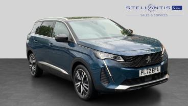 SPOTICAR Peugeot 5008 1.2 Puretech Gt Premium Eat Euro 6 (s/s) 5dr Used Car - Mpv Petrol Blue - Walton On Thames - 1200608219_1
