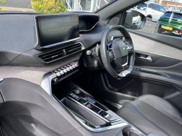 SPOTICAR Peugeot 5008 1.2 Puretech Gt Eat Euro 6 (s/s) 5dr Used Car - Mpv Petrol Grey - Wolverhampton - 1200609323_3