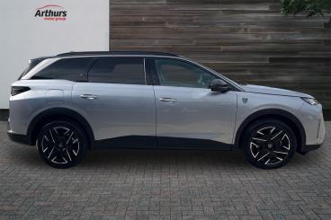 SPOTICAR Peugeot 5008 1.2 Gt E-dsc6 Euro 6 (s/s) 5dr Used Car - Mpv Hybrid Grey - Wrexham - 1200609636_2