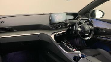 SPOTICAR Peugeot 5008 1.2 Puretech Gt Eat Euro 6 (s/s) 5dr Used Car - Mpv Petrol White - Birmingham - 1200614333_2