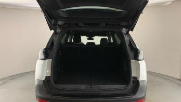SPOTICAR Peugeot 5008 1.2 Puretech Gt Eat Euro 6 (s/s) 5dr Used Car - Mpv Petrol White - Birmingham - 1200614333_5