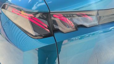 SPOTICAR Peugeot 5008 1.2 Gt E-dsc6 Euro 6 (s/s) 5dr Used Car - Mpv Hybrid Blue - Liverpool - 1200615082_5