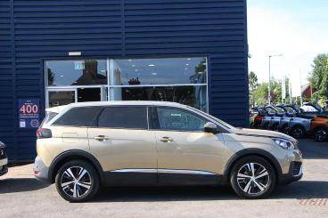 SPOTICAR Peugeot 5008 1.2 Puretech Allure Eat Euro 6 (s/s) 5dr Used Car - Mpv Petrol Gold - Lichfield - 1200615425_5