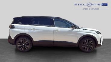 SPOTICAR Peugeot 5008 1.2 Gt E-dsc6 Euro 6 (s/s) 5dr Used Car - Mpv Hybrid White - Godalming - 1200627932_2
