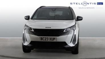 SPOTICAR Peugeot 5008 1.2 Puretech Gt Eat Euro 6 (s/s) 5dr Used Car - Mpv Petrol White - Birmingham - 1200641276_2