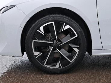 SPOTICAR Peugeot 508 1.2 Puretech Gt Fastback Eat Euro 6 (s/s) 5dr Used Car - Saloon Petrol White - Telford - 1200558982_5