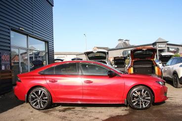 SPOTICAR Peugeot 508 1.6 12.4kwh Gt Fastback E-eat Euro 6 (s/s) 5dr Used Car - Saloon Plug-in Hybrid Red - Lichfield - 1200588008_5
