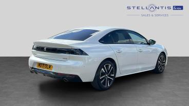 SPOTICAR Peugeot 508 1.6 11.8kwh Gt Premium Fastback E-eat Euro 6 (s/s) Used Car - Saloon Plug-in Hybrid White - Stockport - 1200604947_3