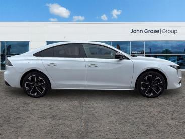 SPOTICAR Peugeot 508 1.2 Puretech Gt Fastback Eat Euro 6 (s/s) 5dr Used Car - Saloon Petrol White - Ipswich - 200609846_2