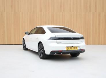 SPOTICAR Peugeot 508 1.5 Bluehdi Gt Premium Fastback Eat Euro 6 (s/s) 5 Used Car - Saloon Diesel White - Lichfield - 1200619162_3