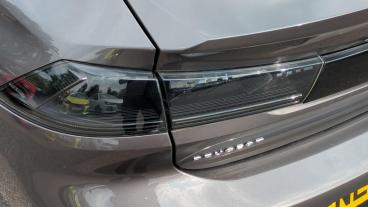 SPOTICAR Peugeot 508 1.6 11.8kwh Gt Fastback E-eat Euro 6 (s/s) 5dr Used Car - Saloon Plug-in Hybrid Grey - Crawley - 1200621075_5