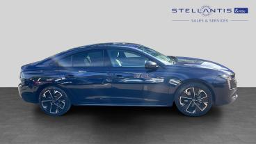 SPOTICAR Peugeot 508 1.6 12.4kwh Gt Fastback E-eat Euro 6 (s/s) 5dr Used Car - Saloon Plug-in Hybrid Blue - Leicester - 1200637410_2