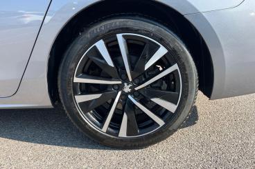 SPOTICAR Peugeot 508 Sw 1.2 Puretech Gt Eat Euro 6 (s/s) 5dr Used Car - Estate Petrol Grey - Basildon - 1200617977_5