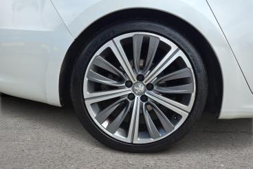 SPOTICAR Peugeot 508 Sw 2.0 Bluehdi Gt Auto Euro 6 (s/s) 5dr Used Car - Estate Diesel White - Basingstoke - 1200624706_5