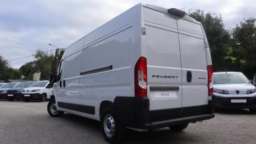 SPOTICAR Peugeot Boxer 2.2 Bluehdi 335 Professional Manual L3 H2 Euro 6 ( Used Car - Commercial Vehicle Diesel White - St. Austell - 1200523421_2