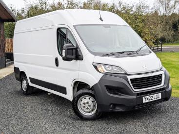 SPOTICAR Peugeot Boxer 2.2 Bluehdi 335 Professional L2 H2 Euro 6 (s/s) 5d Used Car - Commercial Vehicle Diesel White - County Antrim - 1200545522_1