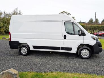 SPOTICAR Peugeot Boxer 2.2 Bluehdi 335 Professional L2 H2 Euro 6 (s/s) 5d Used Car - Commercial Vehicle Diesel White - County Antrim - 1200545522_2