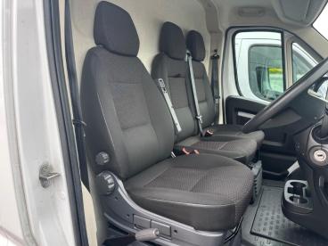 SPOTICAR Peugeot Boxer 335 L3h2 Professional Premium+ 2.2 Bluehdi [140ps] Used Car - Commercial Vehicle Diesel White - Perth - 1200547823_5