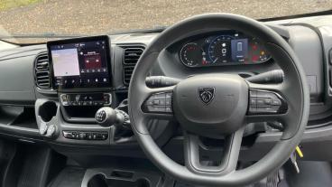 SPOTICAR Peugeot Boxer 2.2 Bluehdi 335 Professional Manual L2 H1 Euro 6 ( Used Car - Commercial Vehicle Diesel Grey - Hatfield - 1200551074_4