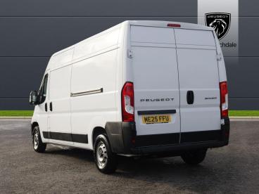 SPOTICAR Peugeot Boxer 2.2 Bluehdi 335 Professional Manual L3 H2 Euro 6 ( Used Car - Commercial Vehicle Diesel White - Rochdale - 1200557833_5